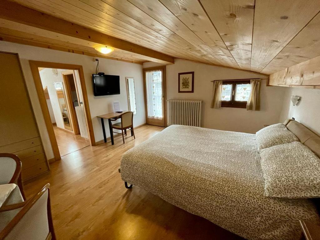 Ambassador Rooms In Bormio, Solo Camera Senza Colazione Exterior photo