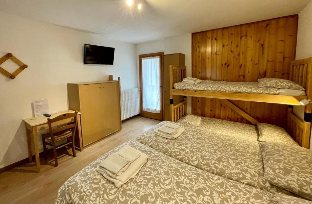 Ambassador Rooms In Bormio, Solo Camera Senza Colazione Exterior photo