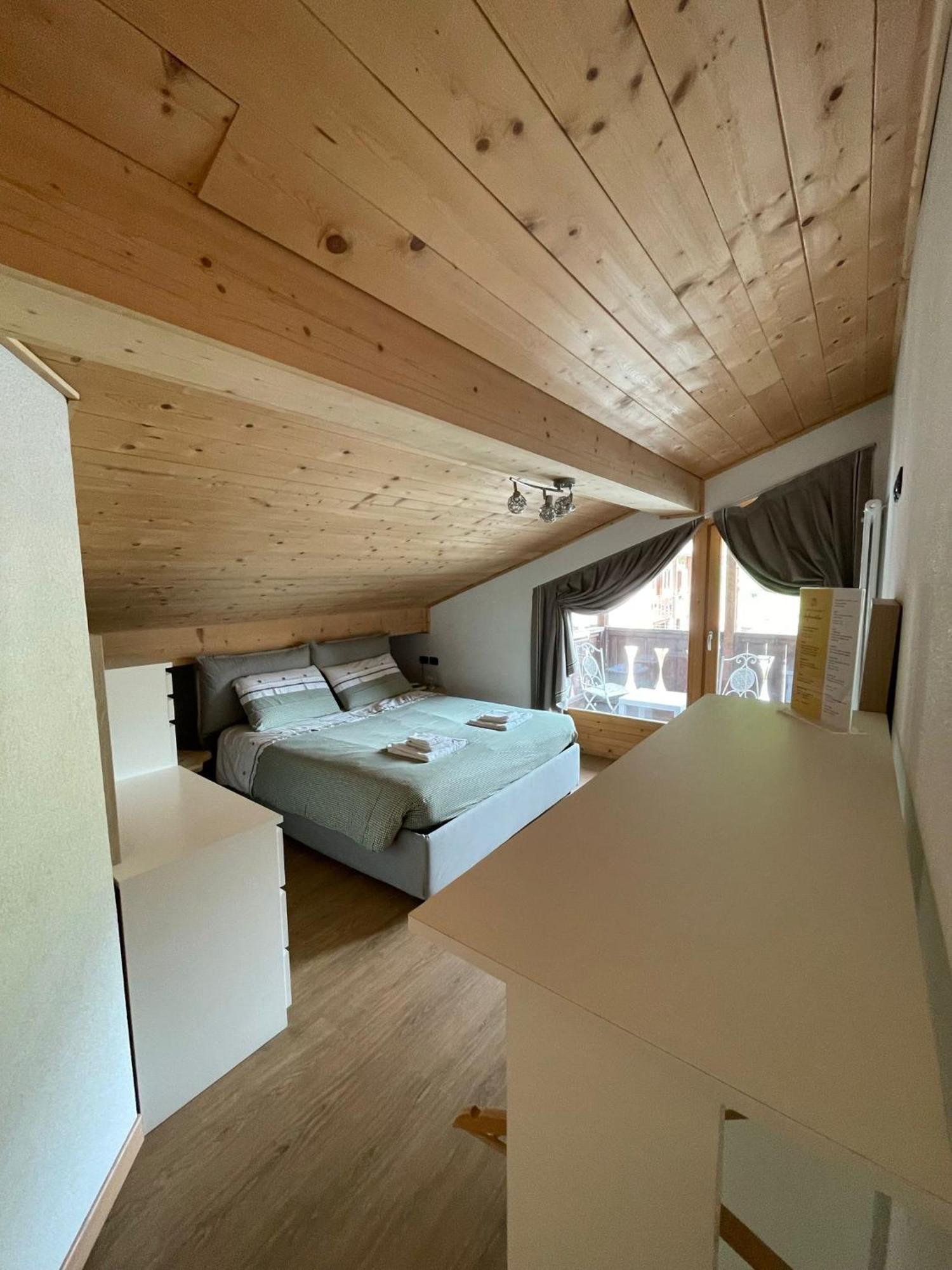 Ambassador Rooms In Bormio, Solo Camera Senza Colazione Exterior photo