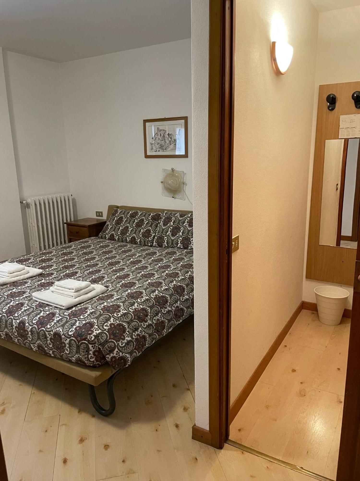 Ambassador Rooms In Bormio, Solo Camera Senza Colazione Exterior photo